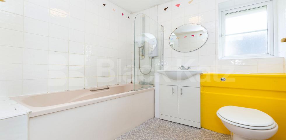 			NEW , 1 Bedroom, 1 bath, 1 reception Flat			 Heddington Grove, CALEDONIAN ROAD